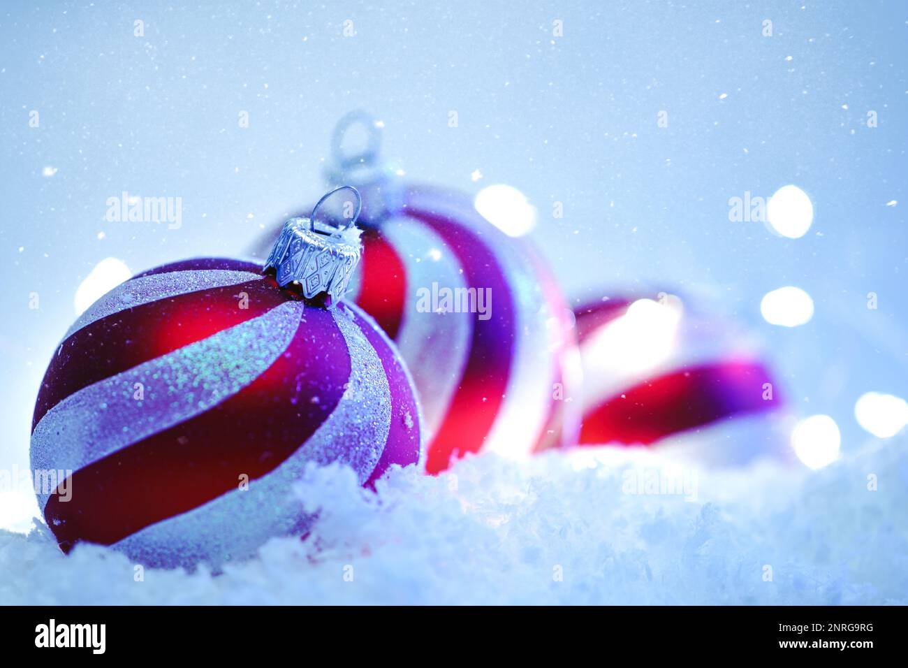 Xmas arrière-plans avec des boules de vacances et beau bokeh abstrait Banque D'Images