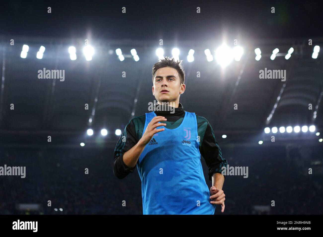 Paulo Dybala of Juventus at the end of warm up before the Italian championship Serie A football match between SS Lazio and Juventus on December 7, 2019 at Stadio Olimpico in Rome, Italy - Photo Federico Proietti/ESPA-Images(Credit Image: © ESPA Photo Agency/CSM via ZUMA Wire) (Cal Sport Media via AP Images) Banque D'Images