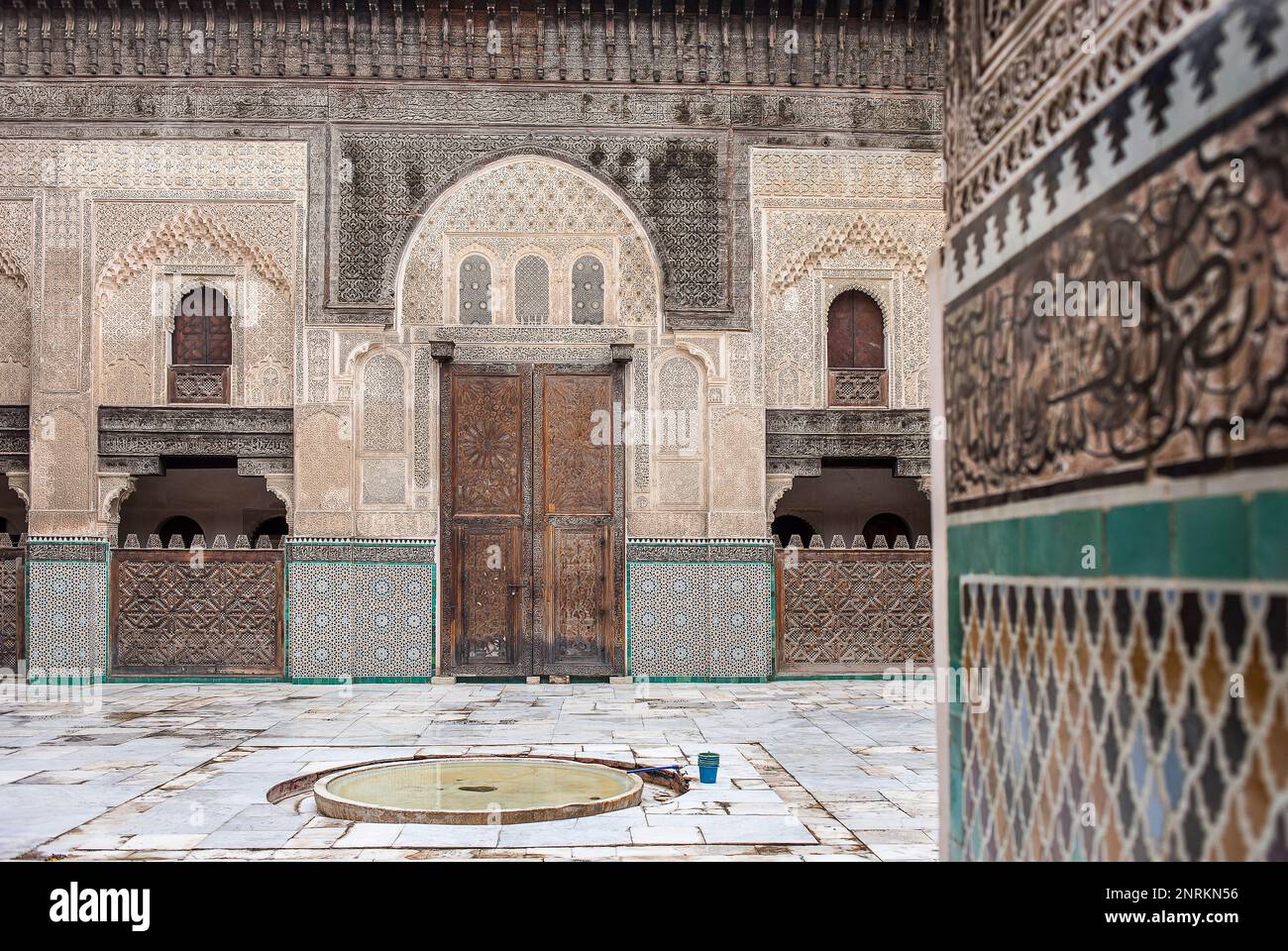 Ou Medersa Bou Inania Madrasa, Fès el Bali, FES, Maroc Banque D'Images