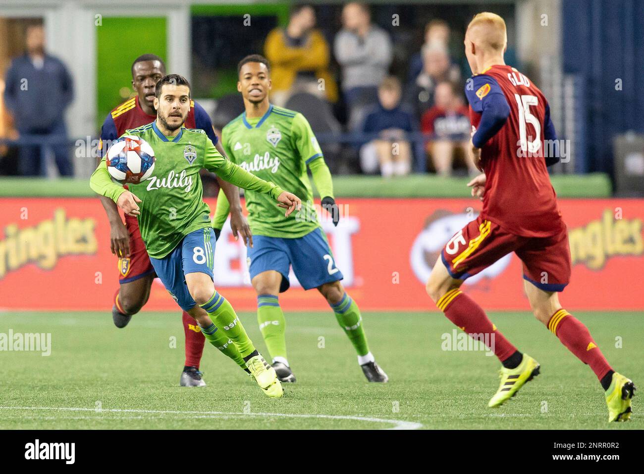 Seattle Sounders midfielder Victor Rodriguez (8) pressing into Real Salt Lake territory during the second half of an MLS Cup soccer playoff match, Wednesday, Oct. 23, 2019, in Seattle. The Sounders beat Real Salt Lake 2-0. (Matt Ferris/Image of Sport via AP) Banque D'Images