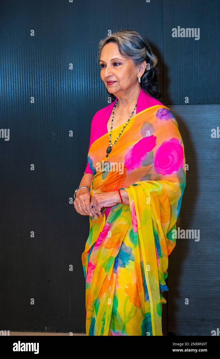 Sharmila Tagore actrice indienne vue lors d'une conférence de presse de son prochain film familial GULMOHAR à l'hôtel le Meridien à New Delhi. Banque D'Images