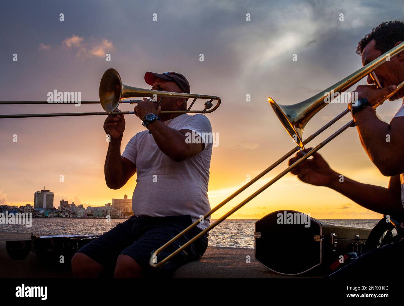 Des musiciens de rue, à Malecón, La Habana, Cuba Banque D'Images