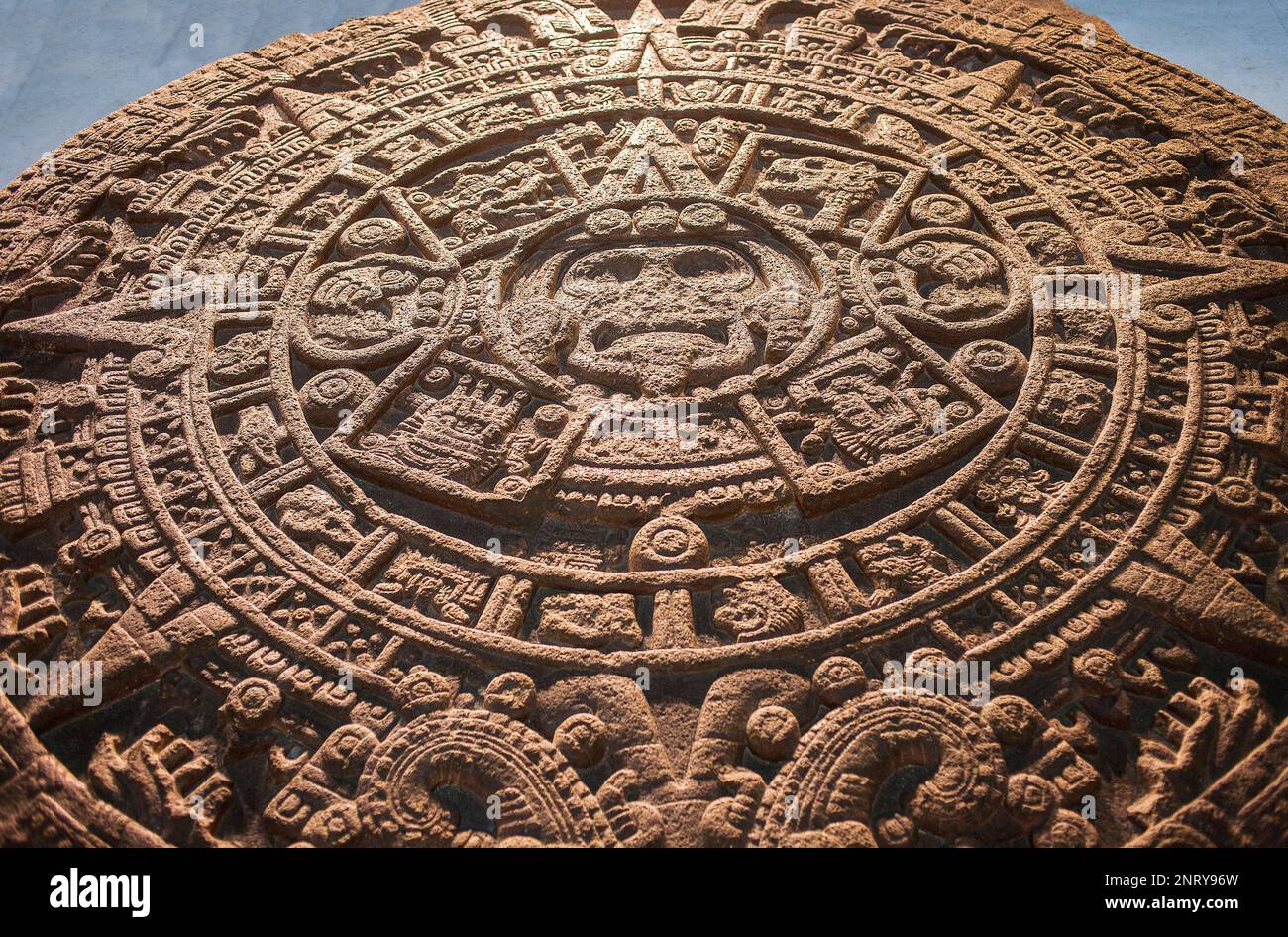 'Piedra del Sol' (Pierre du Soleil), la civilisation aztèque, Musée National d'anthropologie. La ville de Mexico. Le Mexique Banque D'Images