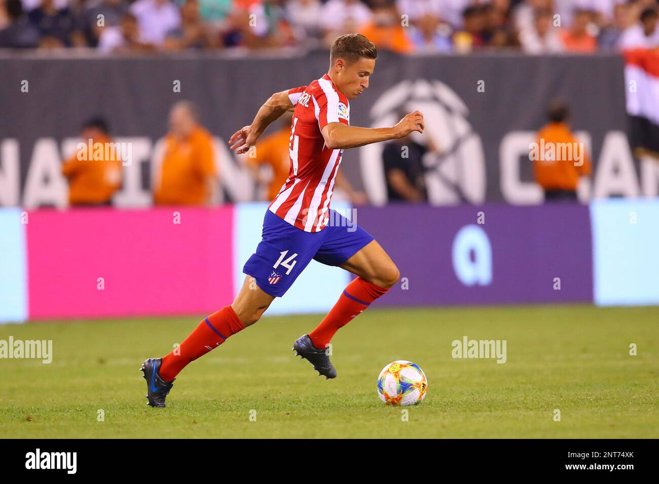 EAST RUTHERFORD, NJ - JULY 26: Atletico Madrid midfielder Marcos Llorente (14) during the International Champions Cup game between Real Madrid and Atletico Madrid on July 26, 2019 at MetLife Stadium in East Rutherford, NJ. (Photo by Rich Graessle/Icon Sportswire) (Icon Sportswire via AP Images) Banque D'Images