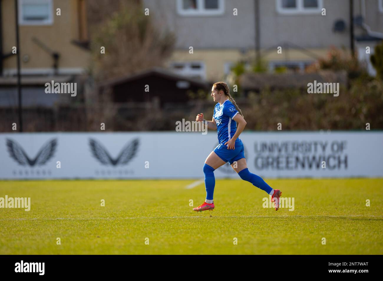 Londres, Royaume-Uni. 26th févr. 2023. Londres, Angleterre, 26 février 2023: Claudia Walker (21 Birmingham) est substituée sur le terrain lors du match de football féminin de la coupe FA entre Charlton Athletic et Birmingham City à l'Oakwood à Londres, en Angleterre. (James Whitehead/SPP) crédit: SPP Sport Press photo. /Alamy Live News Banque D'Images