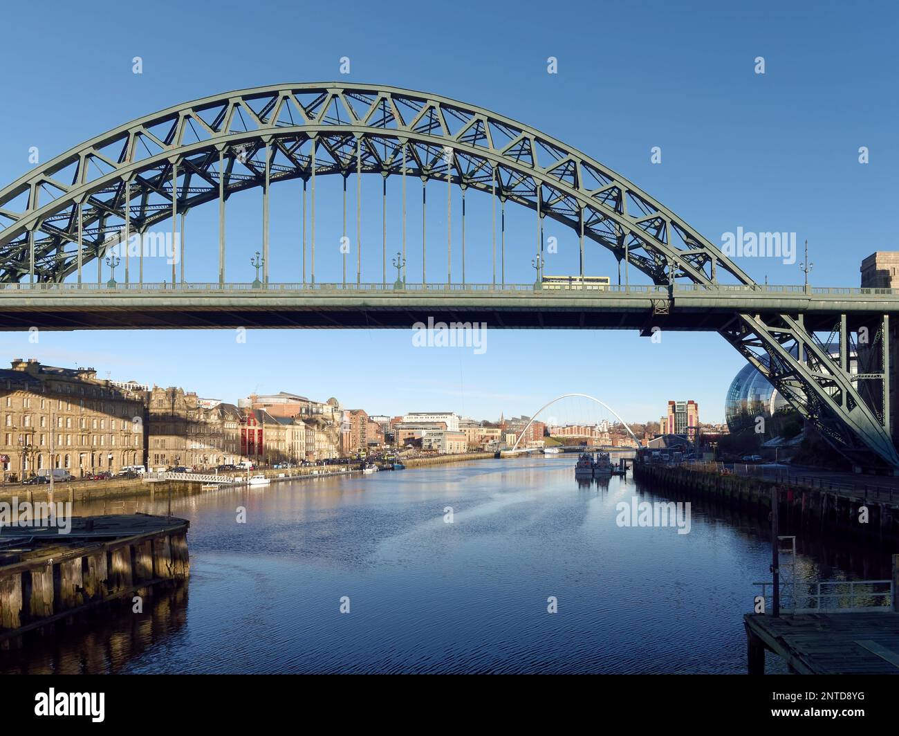 NEWCASTLE UPON TYNE, TYNE AND WEAR/UK - JANVIER 20 : vue du pont Tyne à Newcastle upon Tyne, Tyne et Wear sur 20 janvier 2018 Banque D'Images