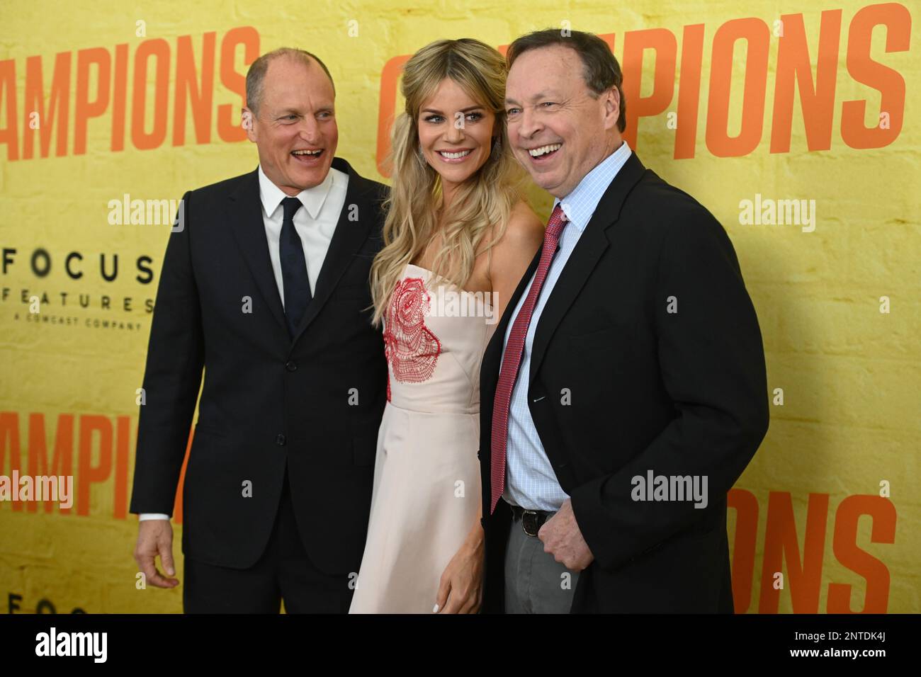 Woody Harrelson, Kaitlin Olson et Bobby Farrelly Banque D'Images