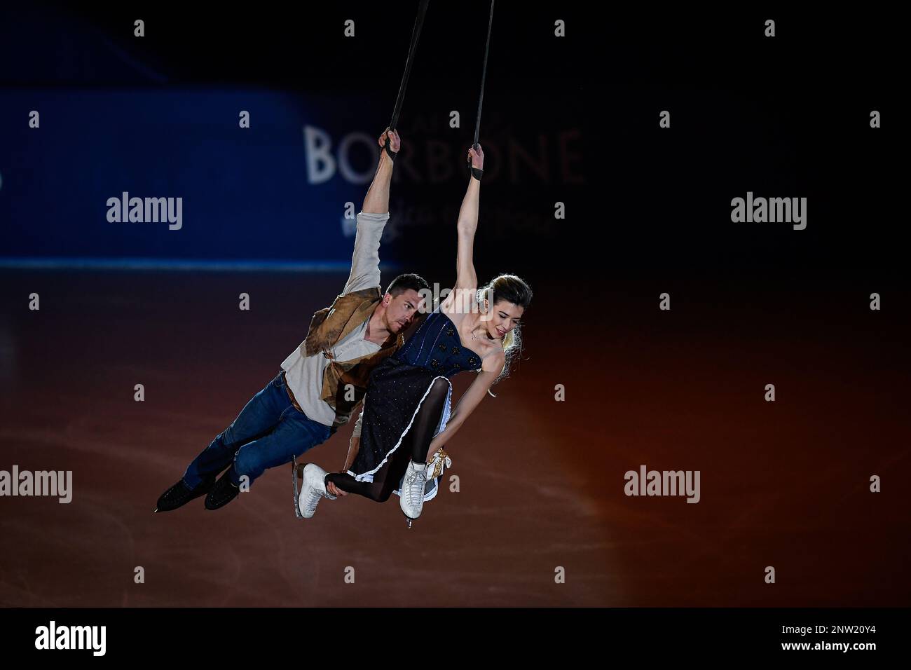 25 février 2023, Turin, Italie, Italie: Italie, Turin 25 février 2023 PalaVela.CINEMA SUR ICE.Ice Skating ..Alice Velari-Daniele Pastore (Credit image: © Tonello Abozzi/Pacific Press via ZUMA Press Wire) USAGE ÉDITORIAL SEULEMENT! Non destiné À un usage commercial ! Banque D'Images