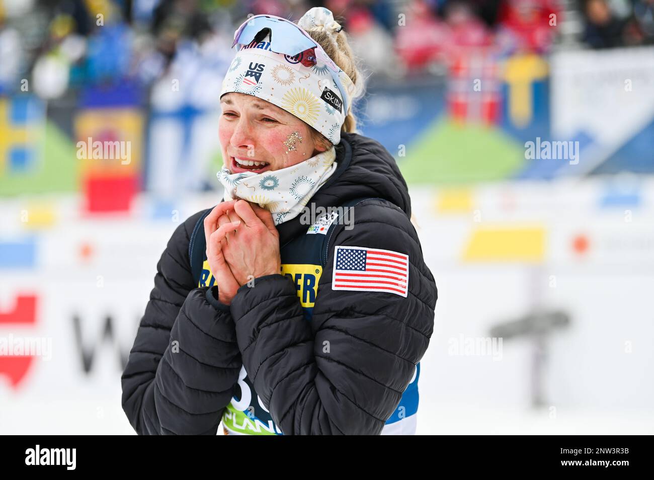 Planica, Slovénie. 28th févr. 2023. American Jessie Diggins après avoir remporté la course libre féminine de 10 K aux Championnats du monde de ski nordique FIS 2023 à Planica, en Slovénie. John Lazenby/Alamy Actualités en direct Banque D'Images