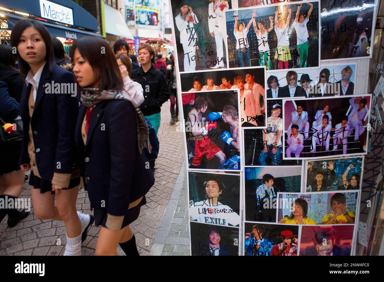 Harajuku.jeunes dans Takeshita Dori.La ville de Tokyo, Japon, Asie Banque D'Images