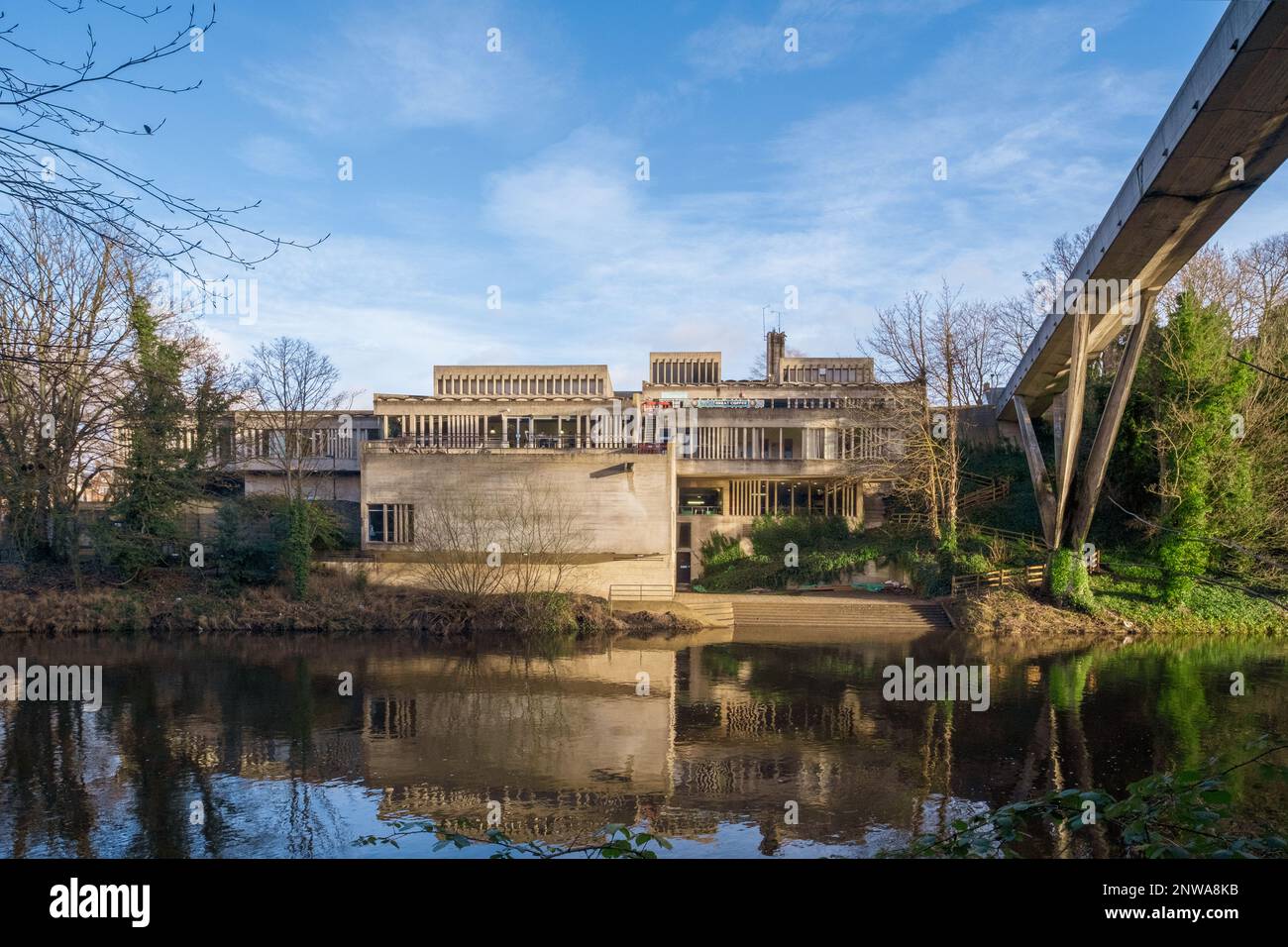 Dunelm Chambre un exemple de l'architecture brutaliste des années 1960, ce bâtiment de béton sert de Union d'étudiants de l'Université de Durham Banque D'Images