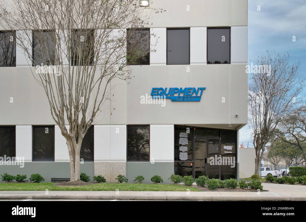 Houston, Texas États-Unis 02-25-2023: Extérieur du bâtiment de bureau de dépôt d'équipement à Houston, TX. Ventes et location de chariots élévateurs. Banque D'Images