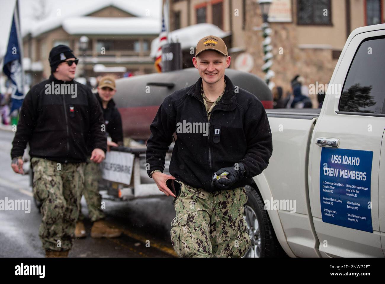 Les Idahoans de tout l'État ont accueilli un contingent des premiers États-Unis Marins de la Marine affectés au sous-marin d'attaque nucléaire USS IDAHO SSN 799. Le comité de mise en service de l’USS Idaho a parrainé la tournée d’une semaine des six marins au cours de la dernière semaine de janvier dans l’État de Gem pour les encourager à se familiariser avec toutes les choses de l’Idaho. Idahoans a accueilli le Capitaine de frégate Darrell Smith, le Maître en chef Travis Skipper, le Lieutenant Beckett Lemley, le Machiniste Mate 1st classe Justin Teal, la technologie de l'information 2nd classe Peyton Freck et le Machinist Mate 3rd classe Gianni Luzzetti dans l'ensemble de l'État. IDA Banque D'Images