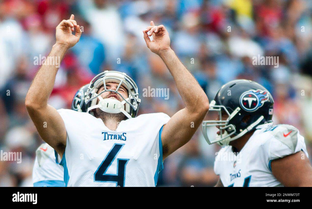 Tennessee Titans kicker Ryan Succop (4) celebrates after kicking the go-ahead field goal during the Titans' 20-17 win over Houston on Sunday, September 16, 2018, at Nissan Stadium. (Austin Anthony/Daily News via AP) Banque D'Images
