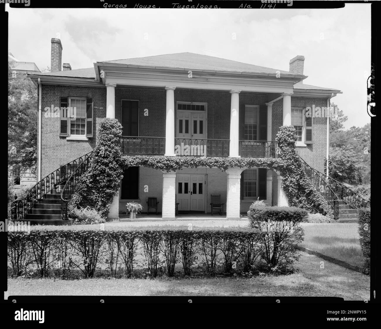 Gorgas House, Tuscaloosa, comté de Tuscaloosa, Alabama. Carnegie Etude de l'architecture du Sud. États-Unis, Alabama, Tuscaloosa County, Tuscaloosa, escaliers, Portes et embrasures. Banque D'Images