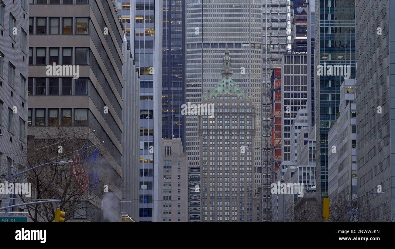 Bâtiments de haute élévation à Manhttan - VILLE DE NEW YORK, États-Unis - 14 FÉVRIER 2023 Banque D'Images