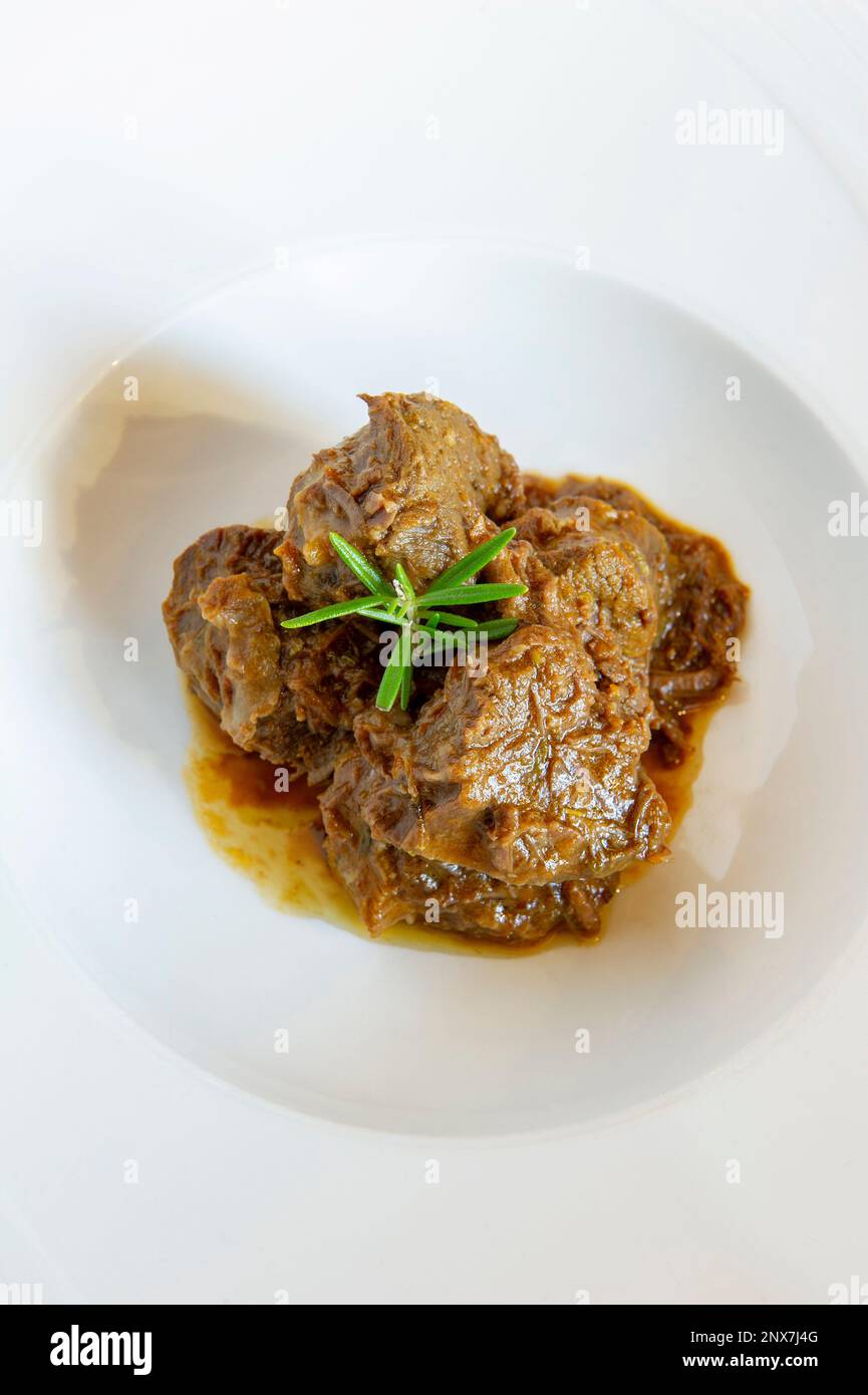 Mutton ragoût, cuisine des Abruzzes, Italie Banque D'Images