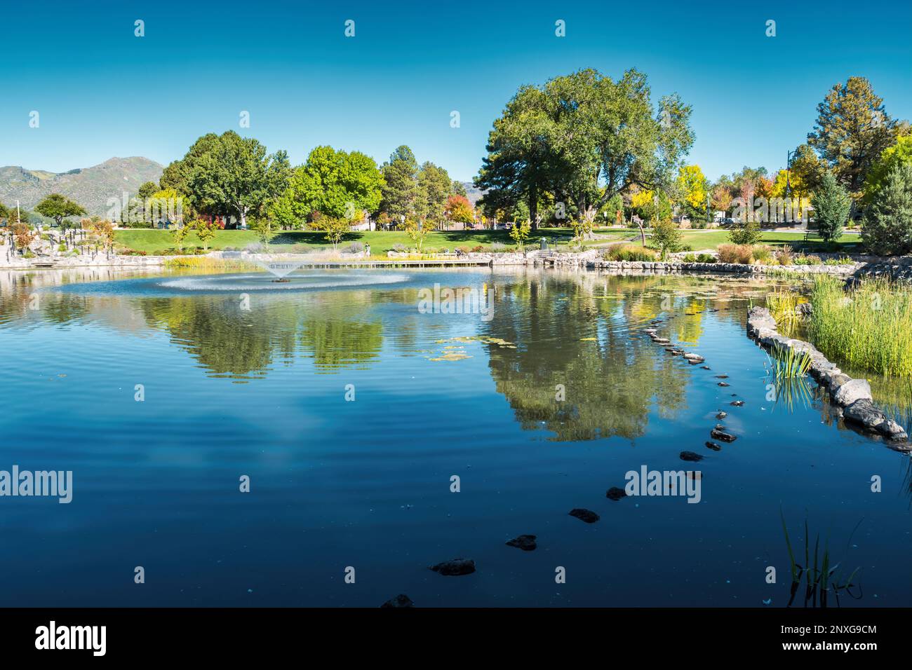 Ashley Pond Park dans le centre-ville de Los Alamos, Nouveau-Mexique, États-Unis Banque D'Images