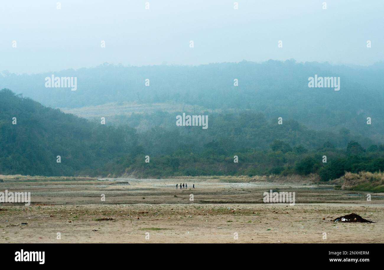 Une photo de beauté naturelle d'un lieu touristique bien connu appelé « sada Pathor » au Bangladesh. Banque D'Images