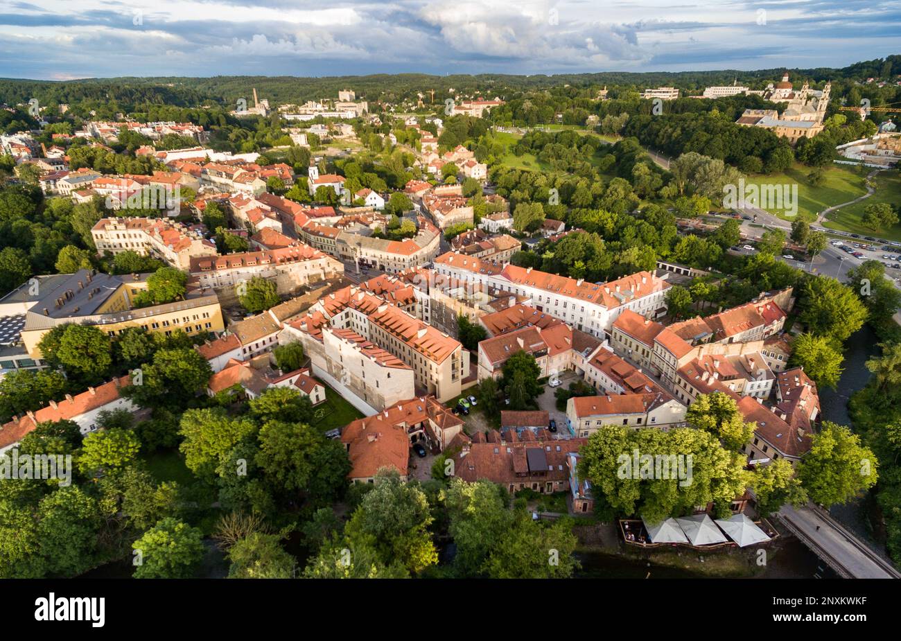 District et République d'Uzupuis à Vilnius, Lituanie. Un des célèbres quartiers de Vilnius. Performances de pointe. Banque D'Images