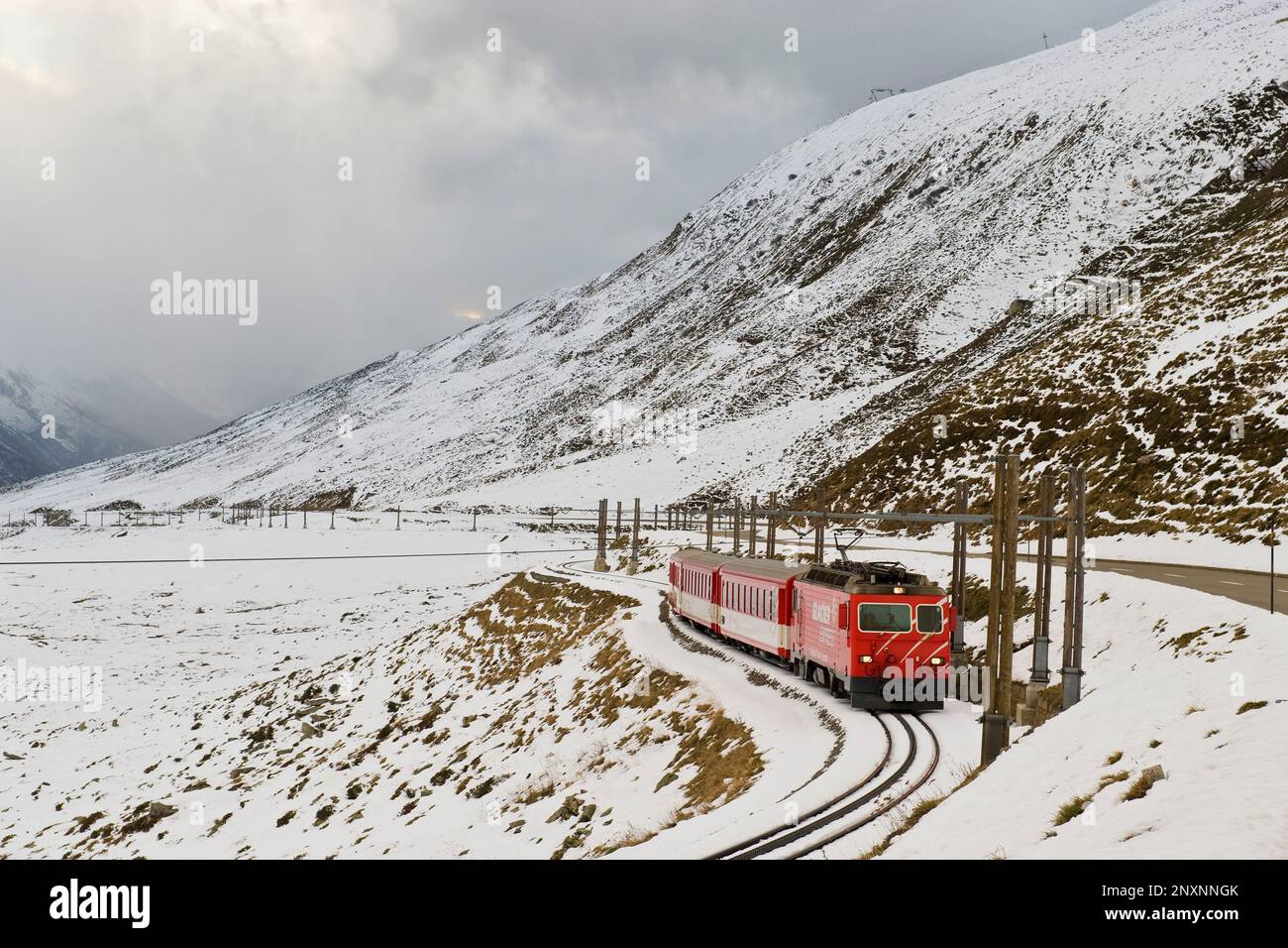 La Suisse, le Canton d'Uri, Oberalppass, train Glacier Express Photo Stock  - Alamy