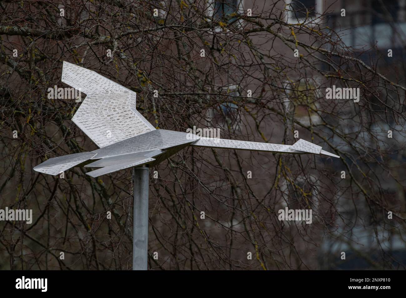 Mute Swan sculptures par David Annand à Tillidrone, Aberdeen, Écosse, Royaume-Uni Banque D'Images