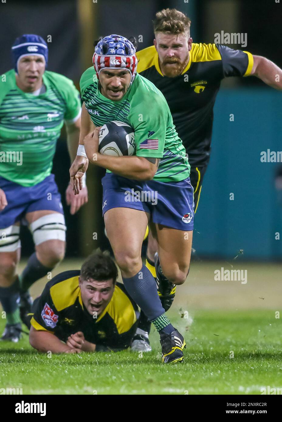 SUGAR LAND, TX - JANUARY 06: Seattle Saracens eightman Aladdin Schirmer (8) carries the ball during the opening rugby match between the Seattle Saracens and Houston SaberCats on January 6, 2018 at Constellation Field in Sugar Land, Texas. (Photo by Leslie Plaza Johnson/Icon Sportswire) (Icon Sportswire via AP Images) Banque D'Images