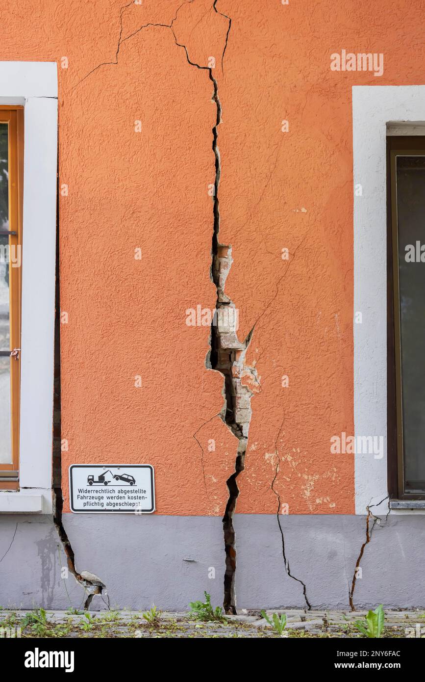 Staufen im Breisgau, le forage géothermique a conduit à l'élévation de la vieille ville et à des fissures et des dommages de construction à 268 maisons, Staufen Banque D'Images