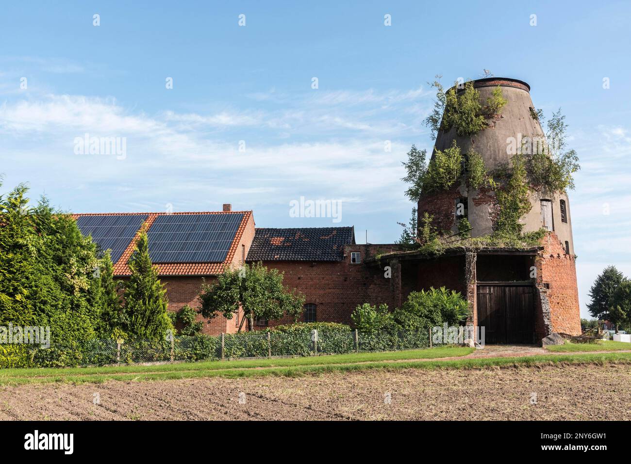 Ancien, moulin à vent, Windheim, Petershagen, Minden-Luebbecke, Westphalian Mill Road, Westphalie-est-Lippe, Rhénanie-du-Nord-Westphalie, Allemagne Banque D'Images