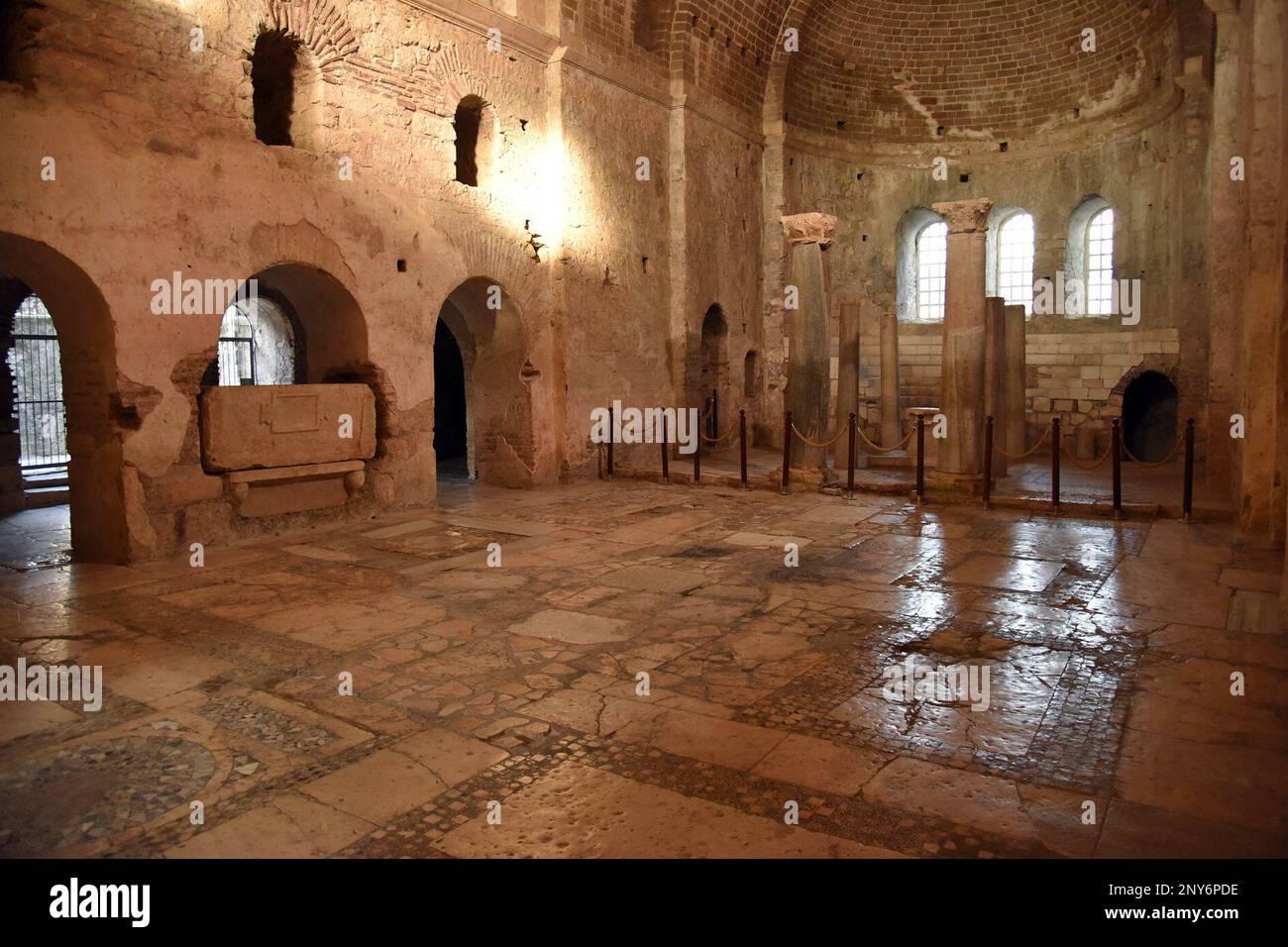 A view of the 11th century Church of St. Nicholas, in Demre, near Antalya, southern Turkey, Friday, Oct. 6, 2017. Turkish archaeologists believe they may have discovered the remains of St. Nicholas - from whom the legend of Santa Claus emerged - beneath a church at his birthplace in southern Turkey. St. Nicholas was born and served as a bishop of what is now the Turkish Mediterranean town of Demre, near Antalya, in the 4th century. (DHA-Depo Photos via AP) Banque D'Images