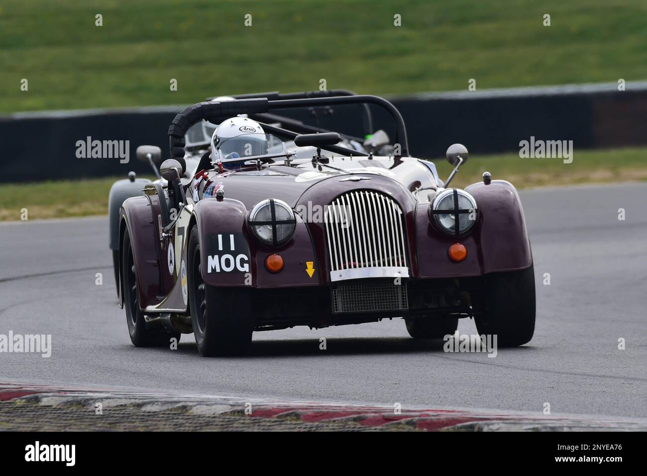 Richard Plant, Morgan plus 8, HSCC Historic Road Sports Championship, vingt minutes de course avec des sports de production et des voitures GT qui ont été construites Banque D'Images