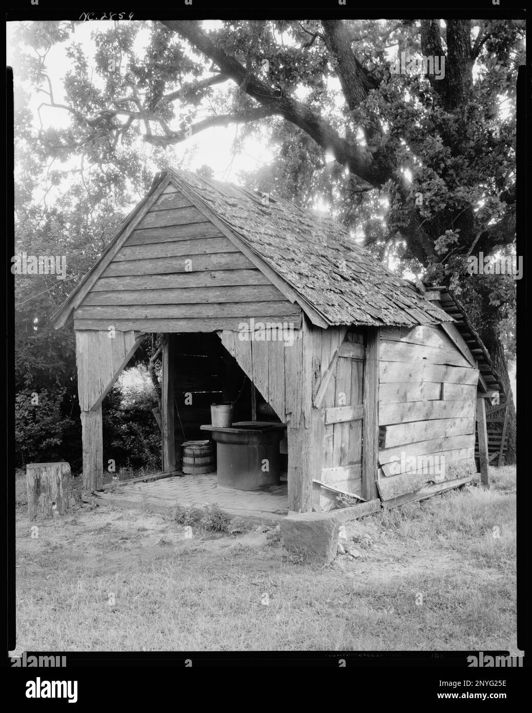 Miss Meriam Frazier's House, Cunningham Mill vic., Randolph County, Caroline du Nord. Carnegie Etude de l'architecture du Sud. États-Unis Caroline du Nord Randolph County Cunningham Mill vic, maisons de puits. Banque D'Images