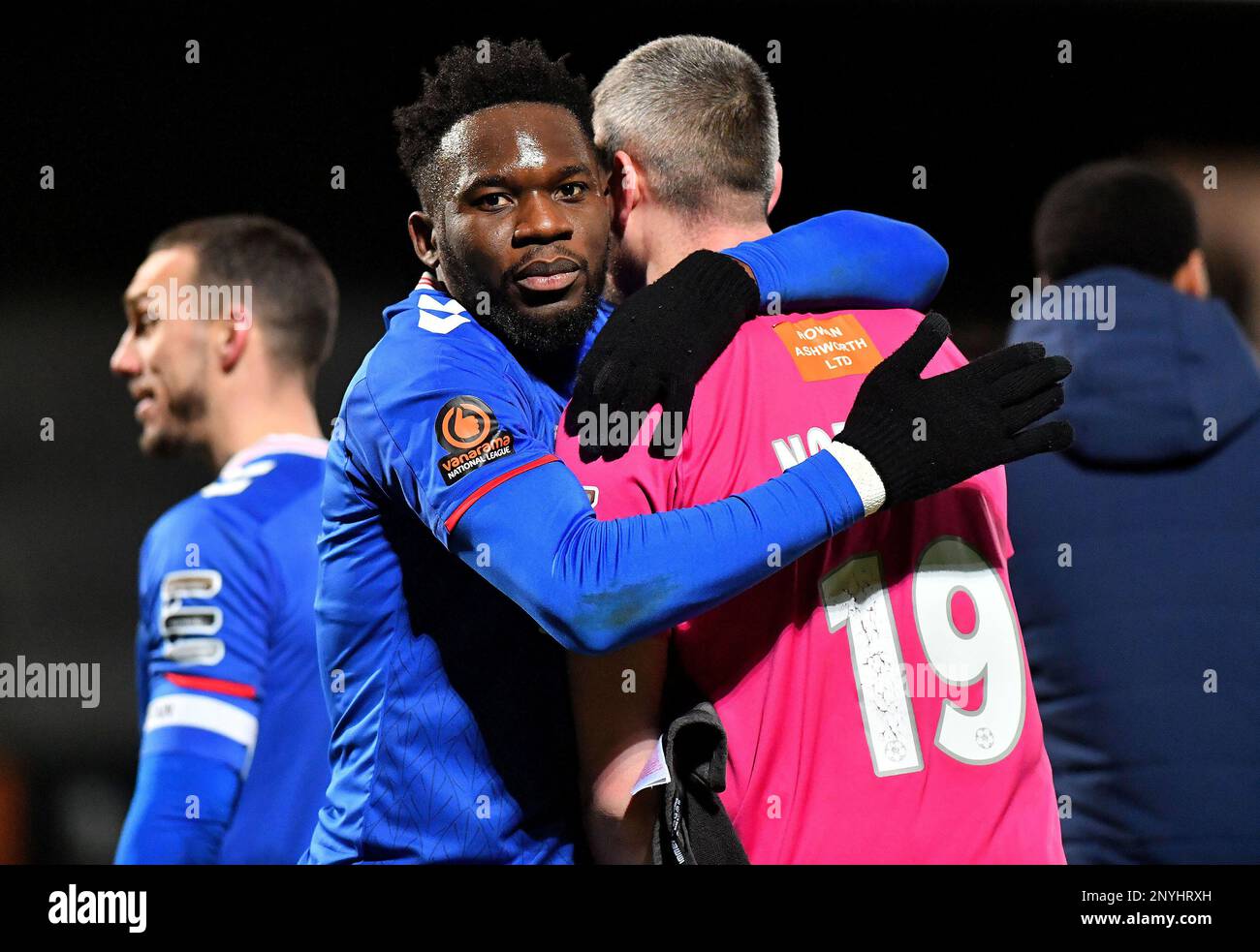 Londres, Royaume-Uni. 28th févr. 2023. Mike Fondop du club de football de l'association d'athlétisme d'Oldham après le match de la Vanarama National League entre Barnett et Oldham Athletic au stade Underhill, Londres, le mardi 28th février 2023. (Photo : Eddie Garvey | ACTUALITÉS MI) Credit : ACTUALITÉS MI et sport /Actualités Alay Live Banque D'Images