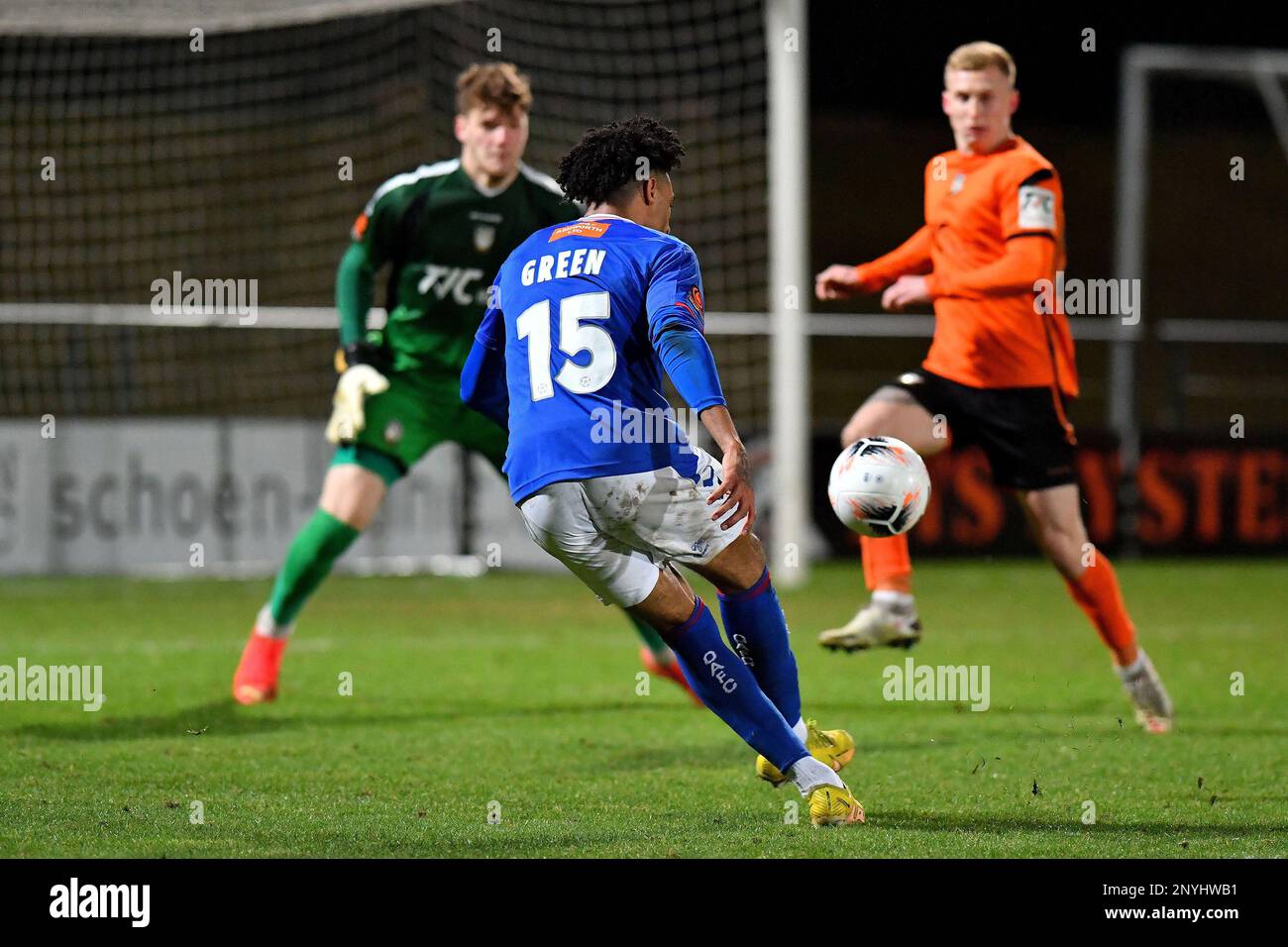 Le Devarn Green du club de football de l'association Athletic d'Oldham manque une chance lors du match de la Vanarama National League entre Barnett et Oldham Athletic au stade Underhill, Londres, le mardi 28th février 2023. (Photo : Eddie Garvey | ACTUALITÉS MI) Credit : ACTUALITÉS MI et sport /Actualités Alay Live Banque D'Images