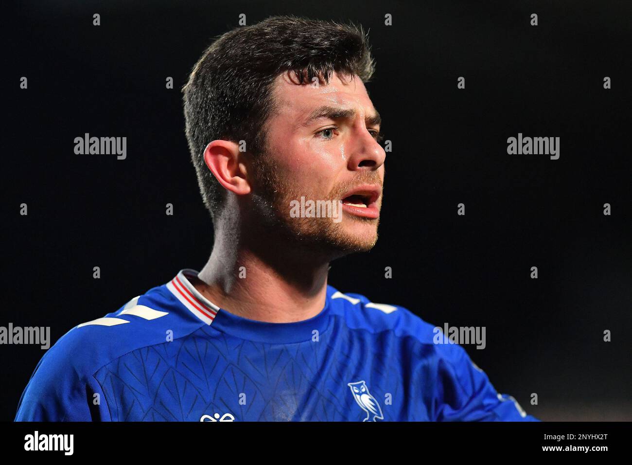 Nathan Sheron, du club de football de l'Association sportive d'Oldham, lors du match de la Vanarama National League entre Barnett et Oldham Athletic au stade Underhill, Londres, le mardi 28th février 2023. (Photo : Eddie Garvey | ACTUALITÉS MI) Credit : ACTUALITÉS MI et sport /Actualités Alay Live Banque D'Images