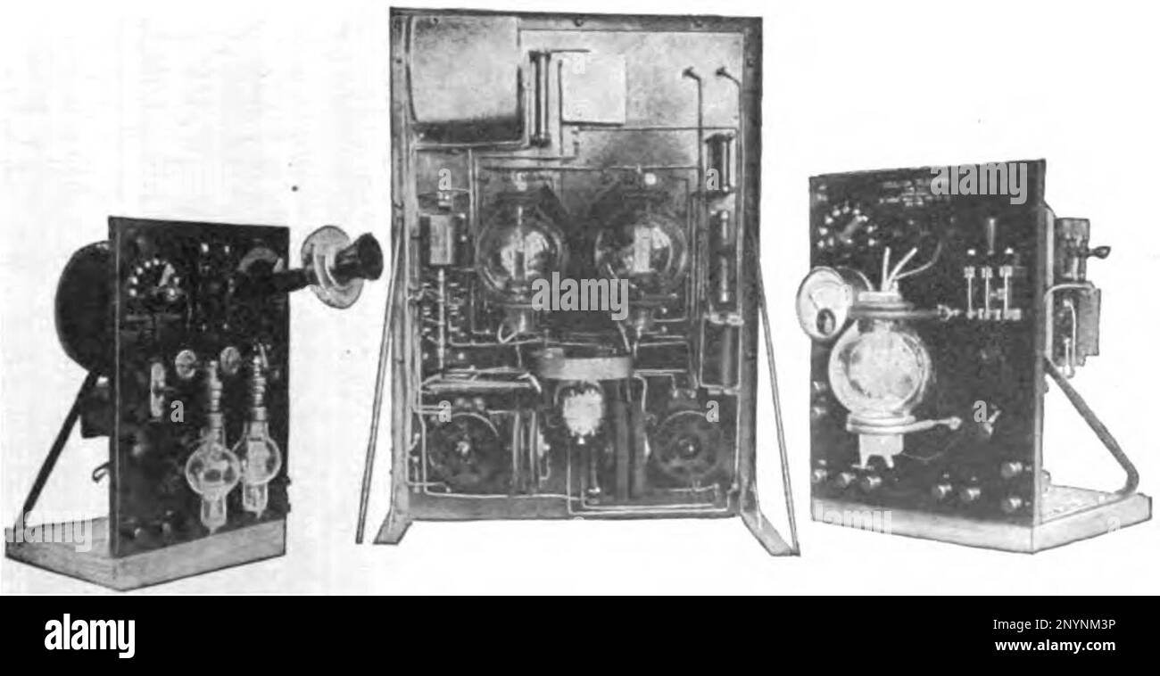 Certains des premiers émetteurs radio à tube à vide AM Banque D'Images