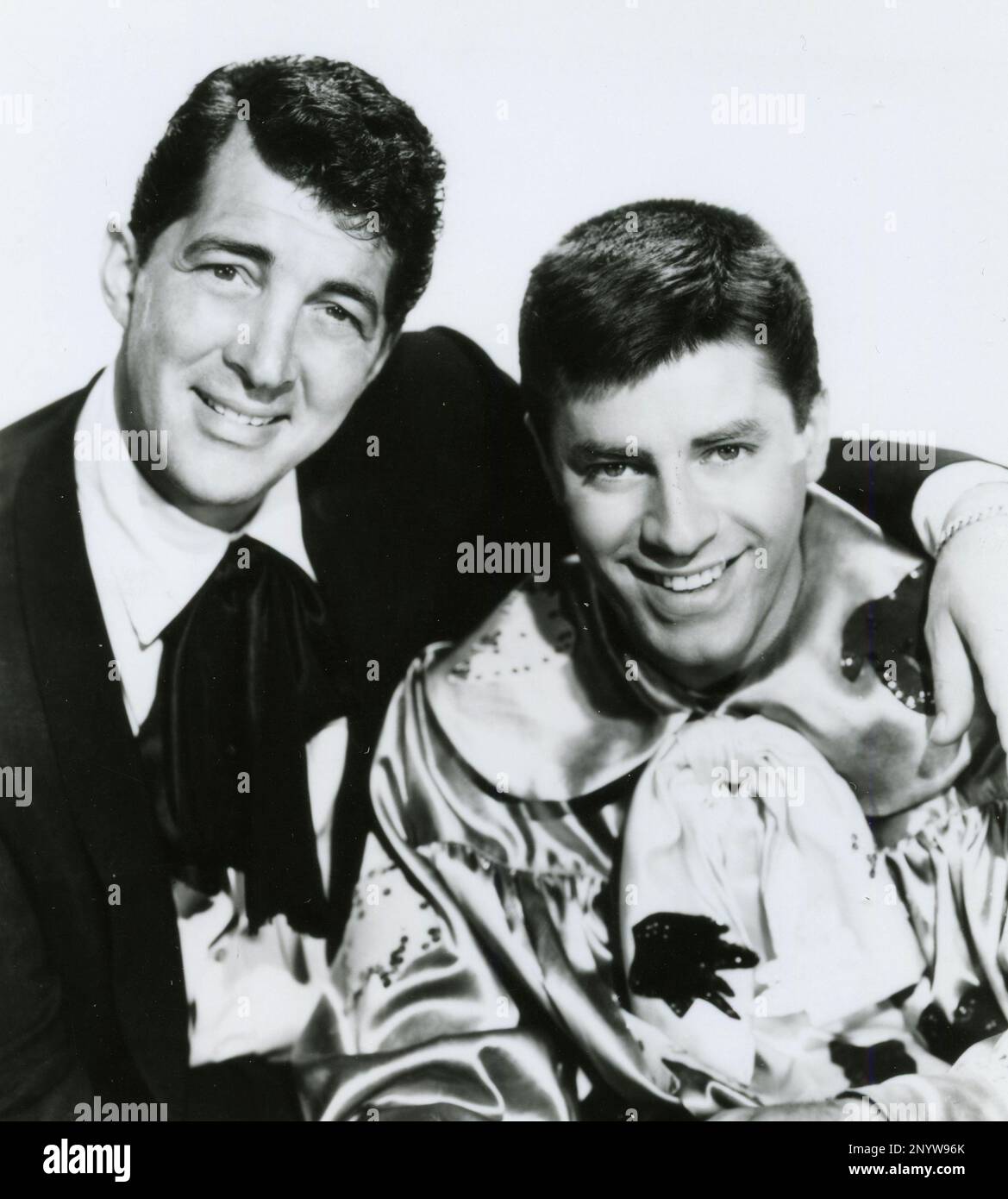 Les acteurs américains Dean Martin et Jerry Lewis dans le film artistes et modèles, USA 1955 Banque D'Images