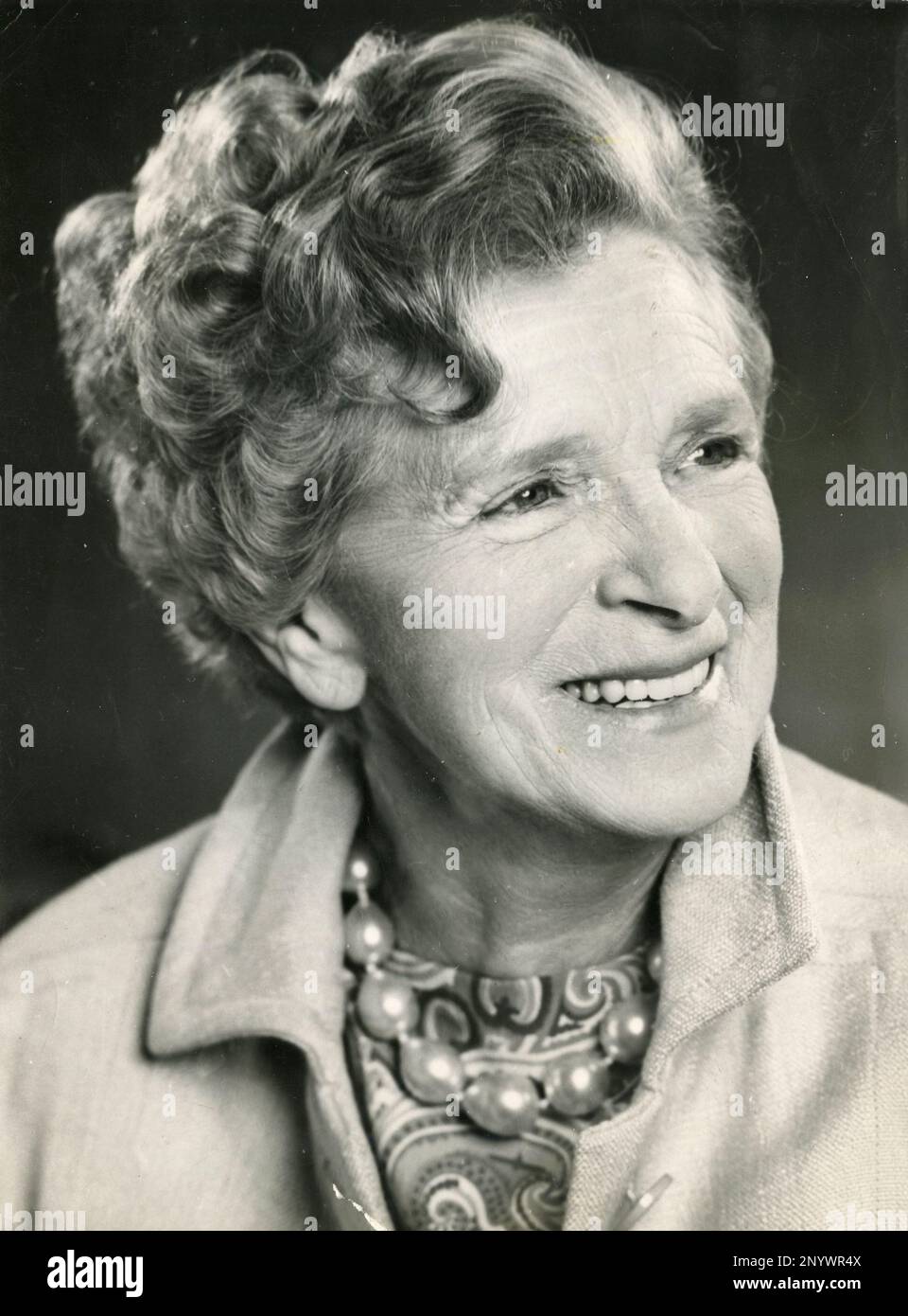 Actrice britannique, directrice et producteur Gladys Cooper, Royaume-Uni 1967 Banque D'Images