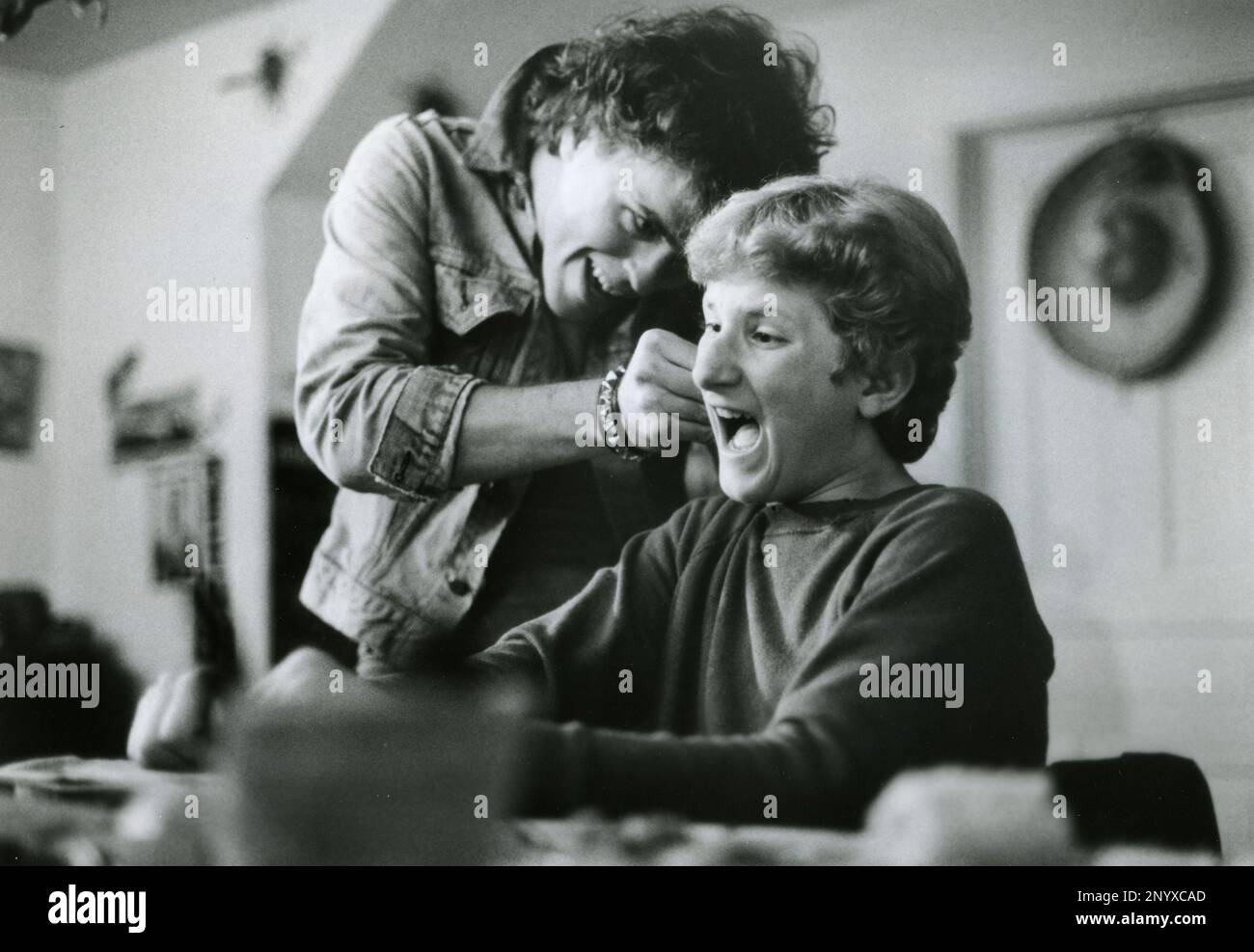 Acteurs Kevin J. O'Connor et Eric Saiet dans le film un samedi soir de plus, USA 1985 Banque D'Images