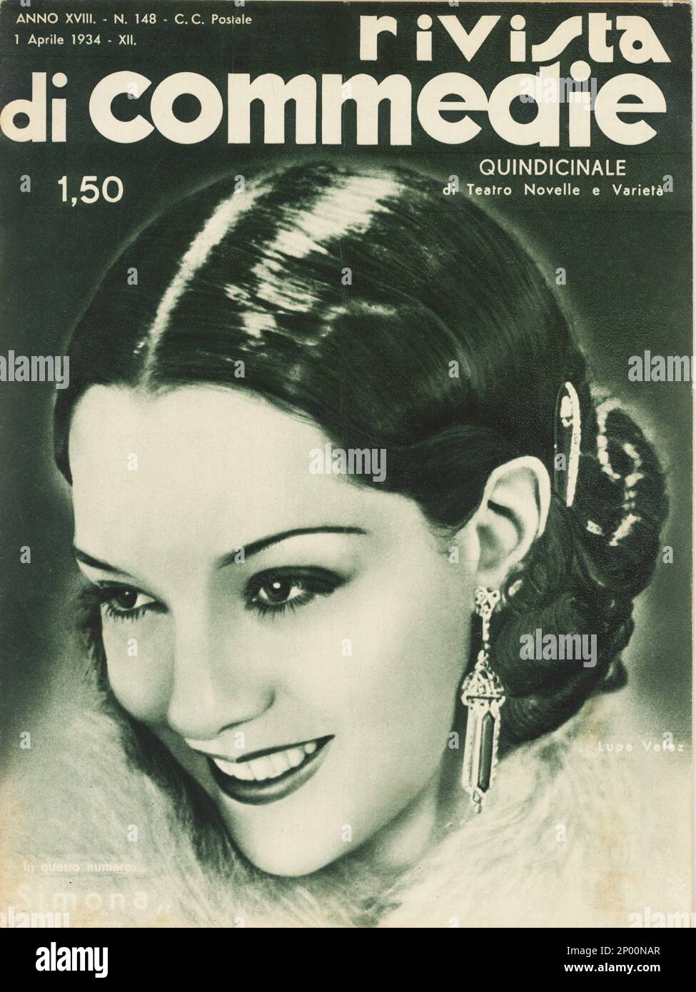 1934 : l'actrice LUPE VELEZ ( née maria Guadalupe Villalobos Velez , 18 juillet 1908 San Luis de Protosi , Mexique - 1 3 décembre 1944 Beverly Hills , CA ) , Couverture du magazine italien de fans de films RIVISTA DI COMMEDIE - CINÉMA - sourire - sorriso - suicide - suicidio - suicida - chignon - orecchino - orecchini - ardrops - bijoux - bijoux - bijoux - gioiello - gioielli --- Archivio GBB Banque D'Images