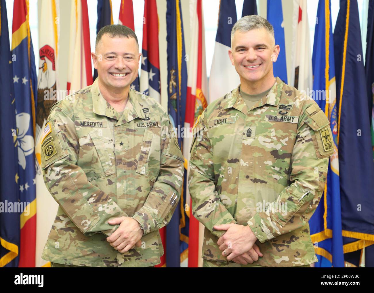 Aujourd'hui, États-Unis L'armée européenne et l'Afrique ont été honorées d'accueillir Brig. Le général Gene Meredith et le Sgt. Maj. James Light. En tant que directeur de la sécurité de l'Armée de terre, Meredith a souligné l'excellente année de la #Armée en matière de sécurité en FY22. Ils ont rencontré les États-Unis L'équipe de sécurité de l'Armée de terre Europe et Afrique et d'autres hauts dirigeants discutent de la gestion des risques, de la prévention de la sécurité et des ressources du Centre de préparation au combat qui peuvent être utilisées dans tout le théâtre européen pour poursuivre ce succès. Cette diminution historique des incidents indique les efforts inlassables de notre Armée de terre pour atténuer les risques. Chaque année aux États-Unis Armée Europe et Afrique DRV Banque D'Images