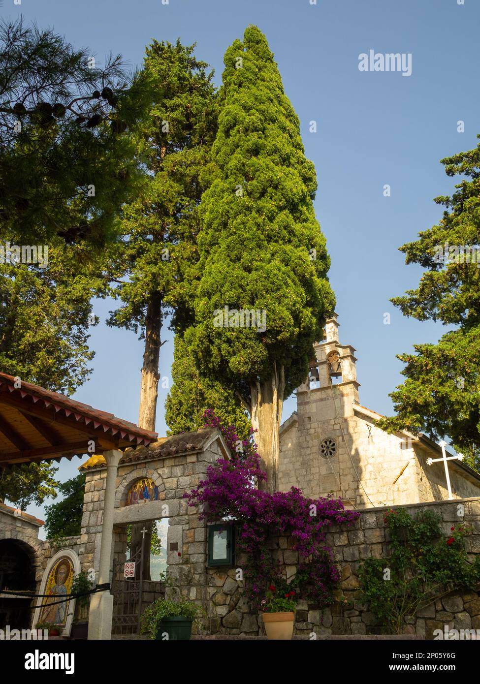 Monastère de Saint Archange Michel dans l'île des fleurs près de Tivat, Monténégro Banque D'Images