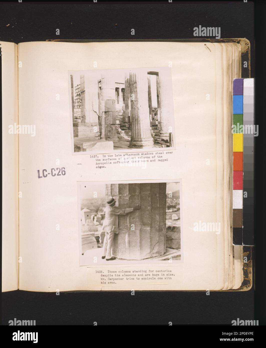 Extirpation des plaies de l'Égypte; destruction des crocodiles révolutionnaires; ou le héros britannique nettoyant la bouche de YE Nile js. GY. inv & fect. Collection British Cartoon Prints . Nelson, Horatio Nelson, Viscount, 1758-1805. , Nil, bataille de la, Egypte, 1798,opérations navales,British. , Nil, bataille de la, Egypte, 1798,opérations navales,Français. , Crocodiles,Egypte,1790-1800. , Rivers,Egypte,1790-1800. , Pyramides,Egypte,1790-1800. , Le Nil. Banque D'Images