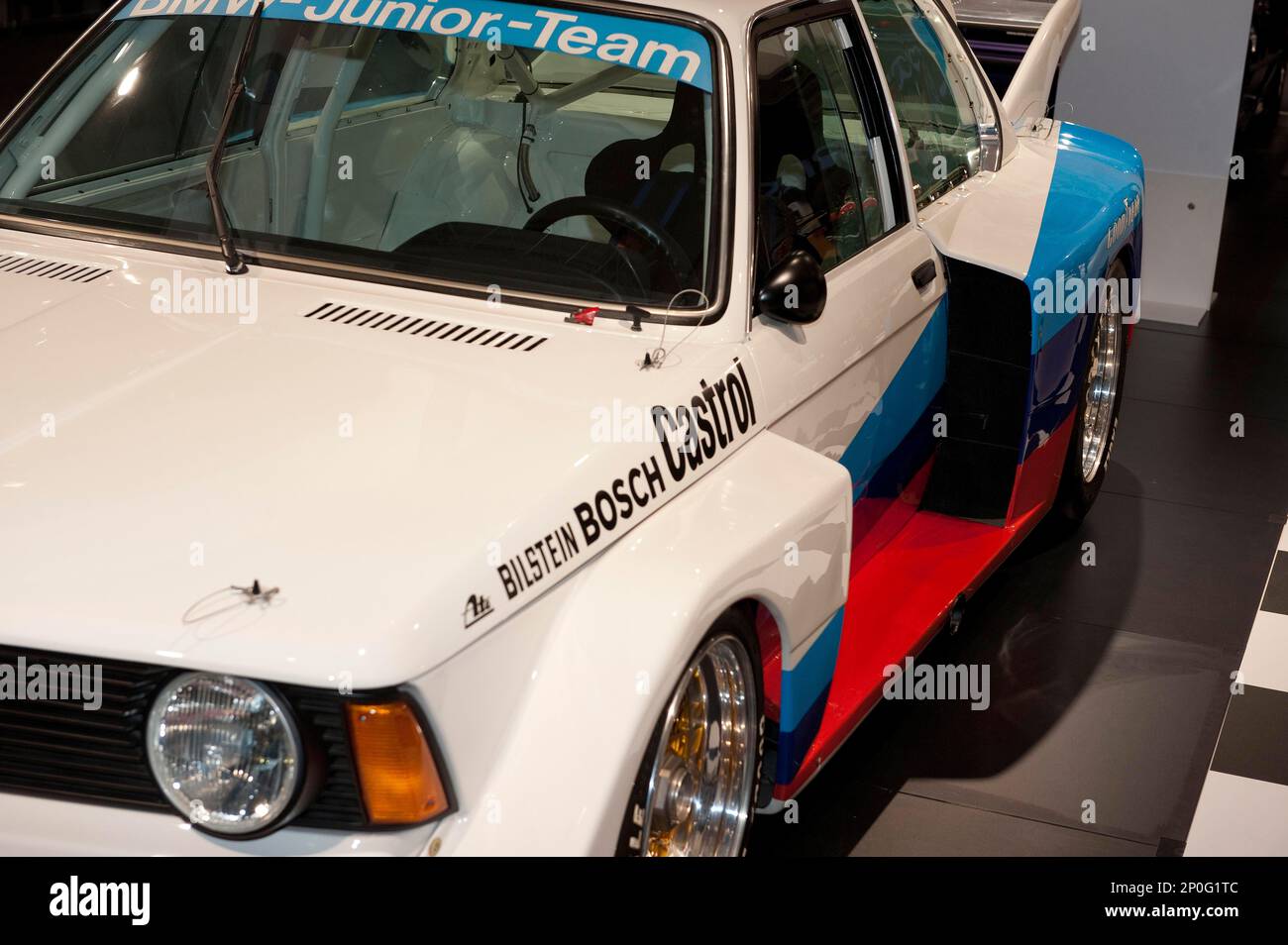 BMW 320 BMW Junior Team, groupe de voitures de course 5 à partir de 1977, extension d'aile, sport automobile Banque D'Images
