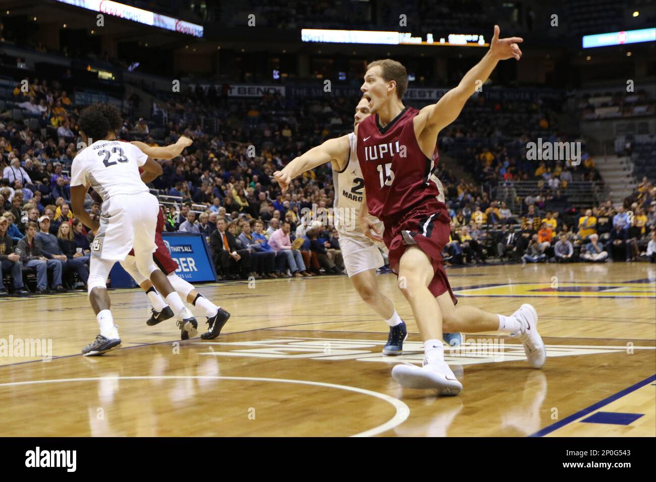 MILWAUKEE, WI - NOVEMBER 22: IUPUI forward Matt O'Leary calls for the ball during the NCAA men's basketball game between the IUPUI Jaguars and the Marquette Golden Eagles on November 22, 2016, at BMO Harris Bradley Center in Milwaukee, WI. (Photo by Larry Radloff/Icon Sportswire) (Icon Sportswire via AP Images) Banque D'Images