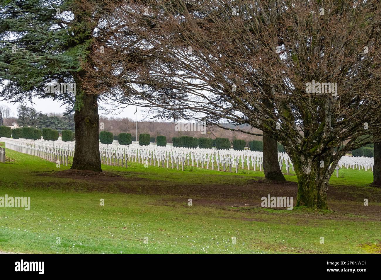 Paysage autour du Douaumont Ossuary, un monument situé près de Verdun en France Banque D'Images