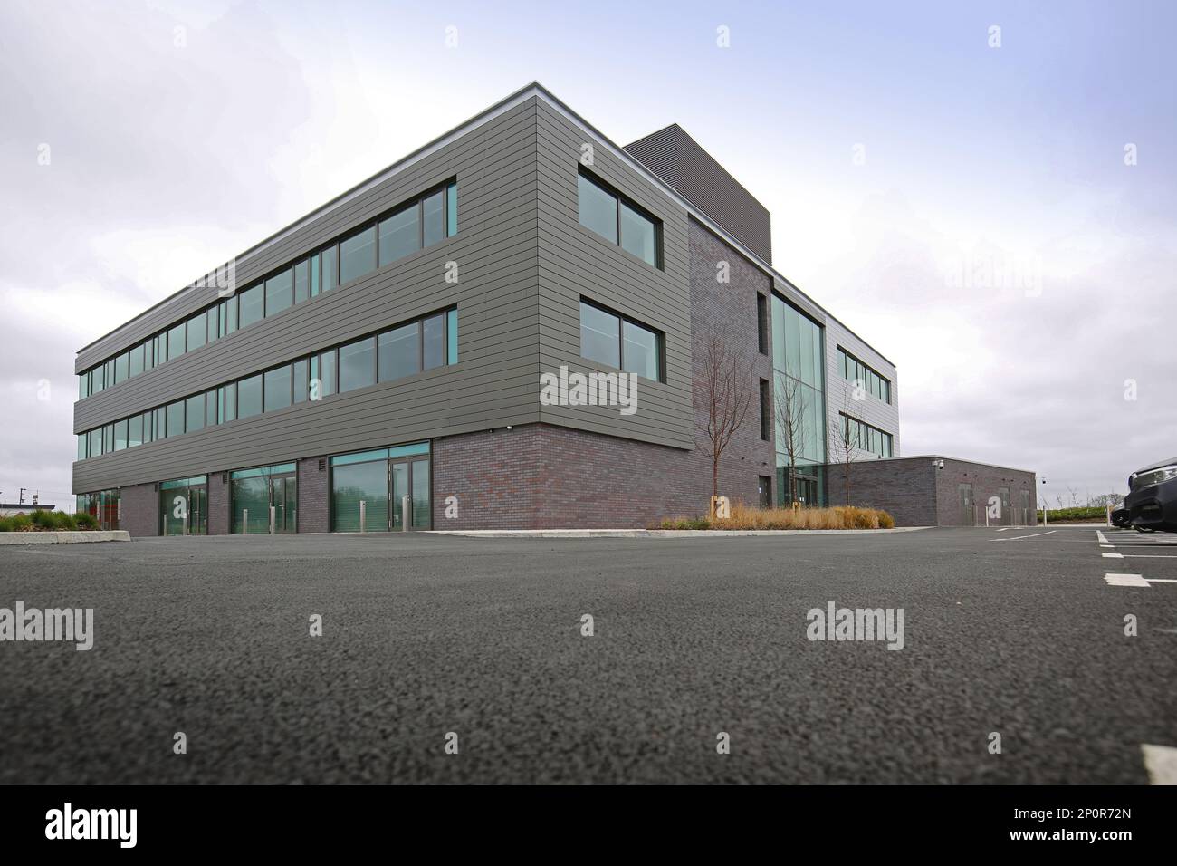 Le bâtiment Launchpad. Un nouveau hub de bureaux et d'ateliers sur le Southend Airport Business Park. Conçu par BDP, construit par Morgan Sindall. Banque D'Images