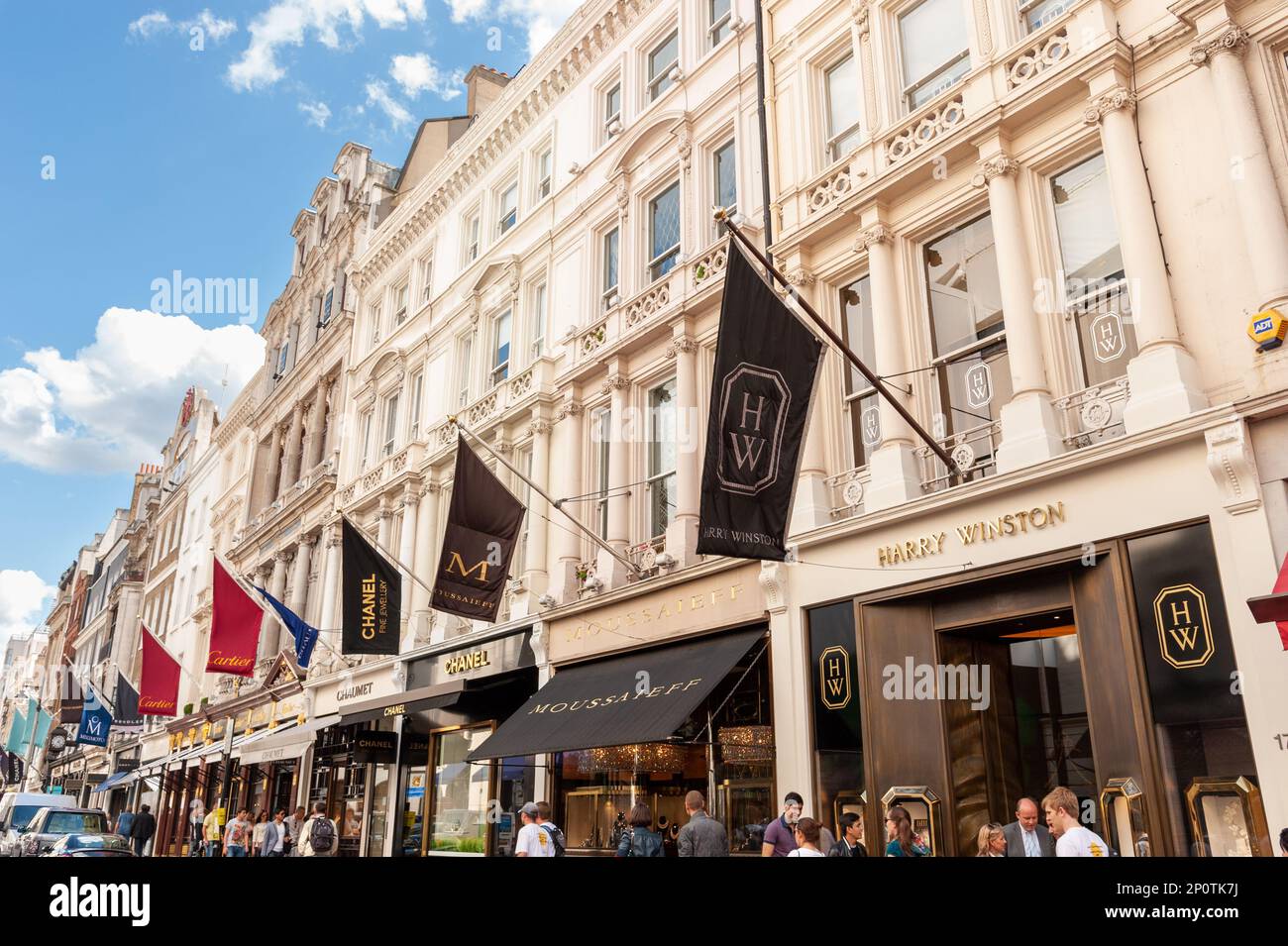 Boutiques haut de gamme de Bond Street, Londres, Royaume-Uni Banque D'Images