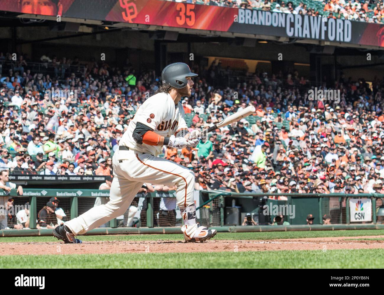September 14, 2016: San Francisco Giants shortstop Brandon Crawford (35) gets a walk in the 2nd inning during the regular season game between the San Francisco Giants verses the San Diego Padres at AT&T Park in San Francisco, CA. (Photo by Doug Stringer/Icon Sportswire) (Icon Sportswire via AP Images) Banque D'Images