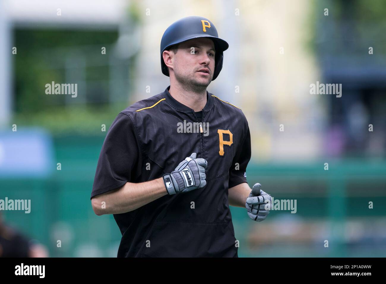 05 June 2016: Pittsburgh Pirates Shortstop Jordy Mercer (10) during the game between the New York Mets and the Pittsburgh Pirates at PNC Park in Pittsburgh, Pa. (Photo by Mark Alberti/ Icon Sportswire) (Icon Sportswire via AP Images) Banque D'Images